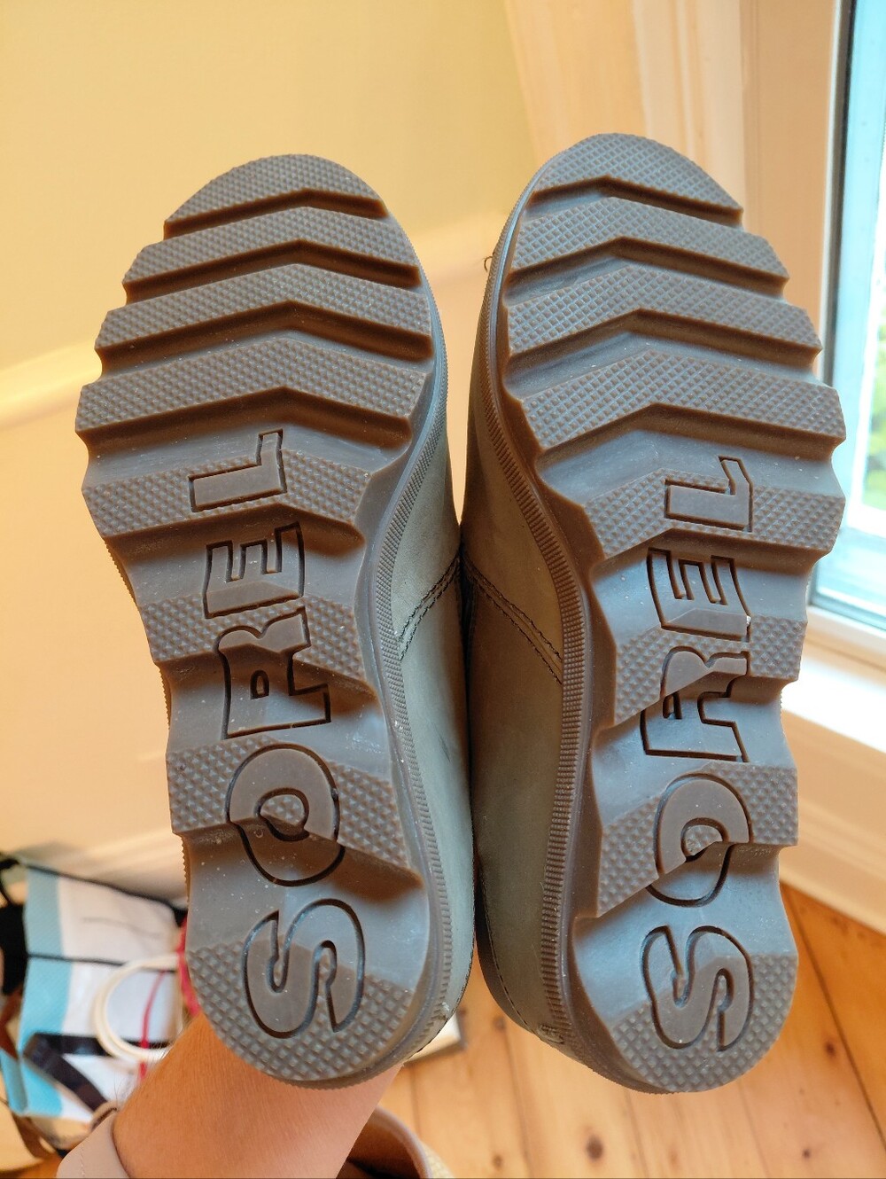 Sorel Joanie II Leather Slip On Wedge Lug Sole Open Toe Slide 9 Sandal Mules - Picture 10 of 11